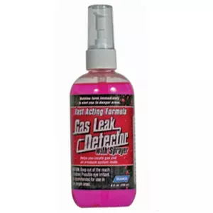Camco 10324 Gas Leak Detector with Sprayer - 8 oz