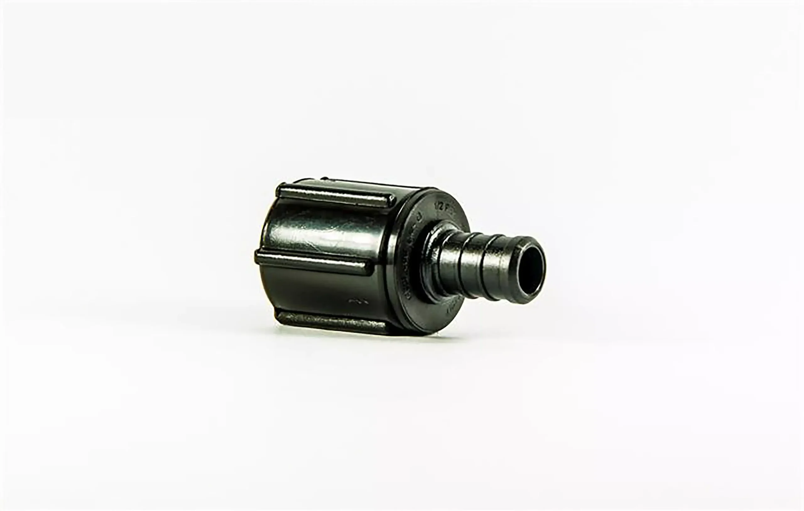 Elkhart - 29873 -1/2' X 1/2' PLASTIC COUPL