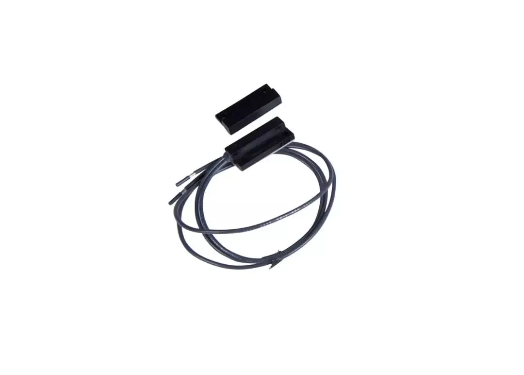 LIPPERT COMP - 369299 -SWITCH DOOR BLACK