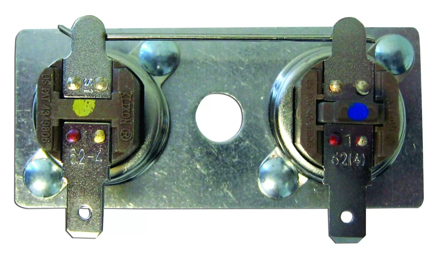 M.C.ENTERPRZ - 232319MC -Compatible with/Replacement for Suburban T-STAT 12V ASSY